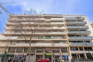 Exterior - Le Roxane joli cocon avec petit terrasse (Cannes)