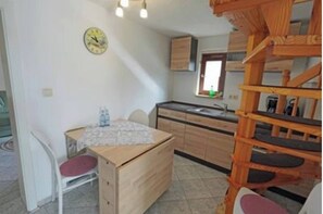 House, 1 Bedroom, Terrace, Garden View | Dining - "achterhus Usedom" Baltic Sea Idyll in the House on the Water (Zempin)