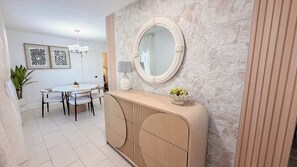 Dining - Quick Commute to Hospitals and Tyndall, Gorgeous Stay! (Panama City)