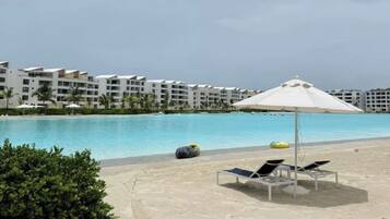 Alberca al aire libre