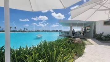 Alberca al aire libre