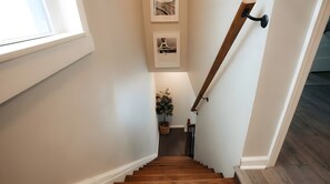 Interior - 2BR Pittsburgh Farmhouse - Close to Stadiums & Hospital - Free Street Parking (Pittsburgh)
