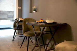 Dining - Alloggio in Pieno Centro a Trento  (Trento)