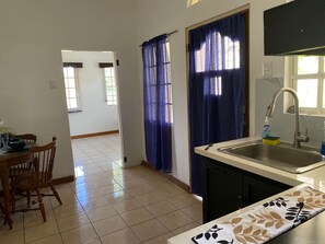 Unclassified image, 4 of 6, button - Standard One Bedroom (Crown Point)