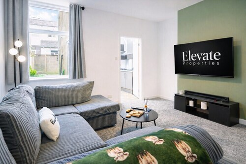 Spacious Pet-Friendly 3-Bed Home
