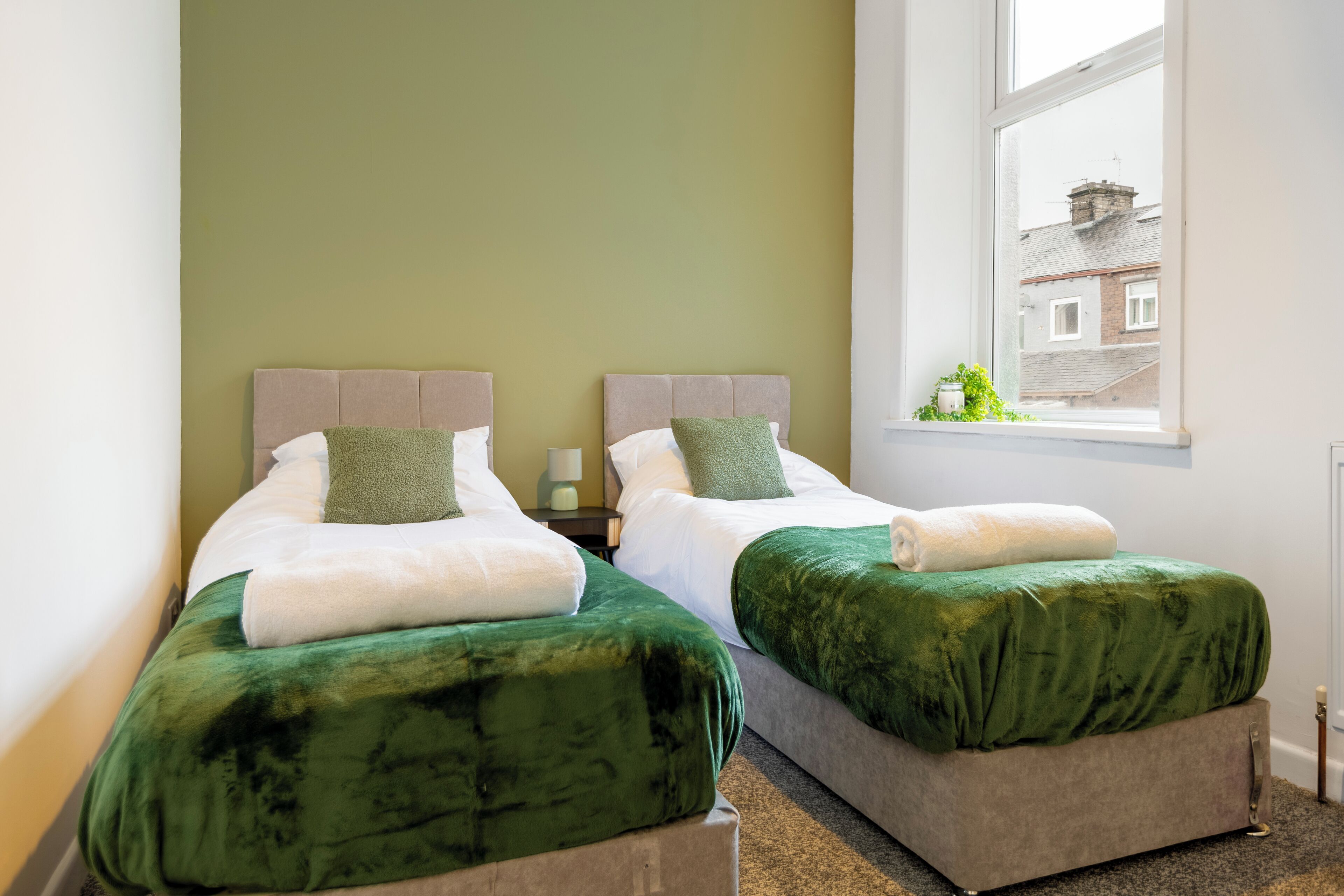 3 dormitorios, tabla de planchar con plancha, wifi y ropa de cama