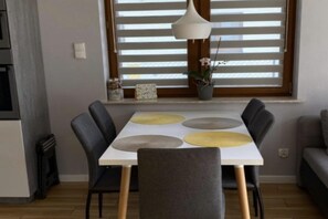 House | Dining - Holiday Home With a Large Garden and Playground (Ustka)