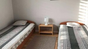 House - Holiday Home With a Large Garden and Playground (Ustka)