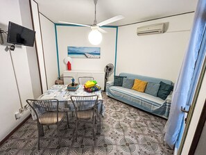 TV - Olimpia by Interhome (Bibione)