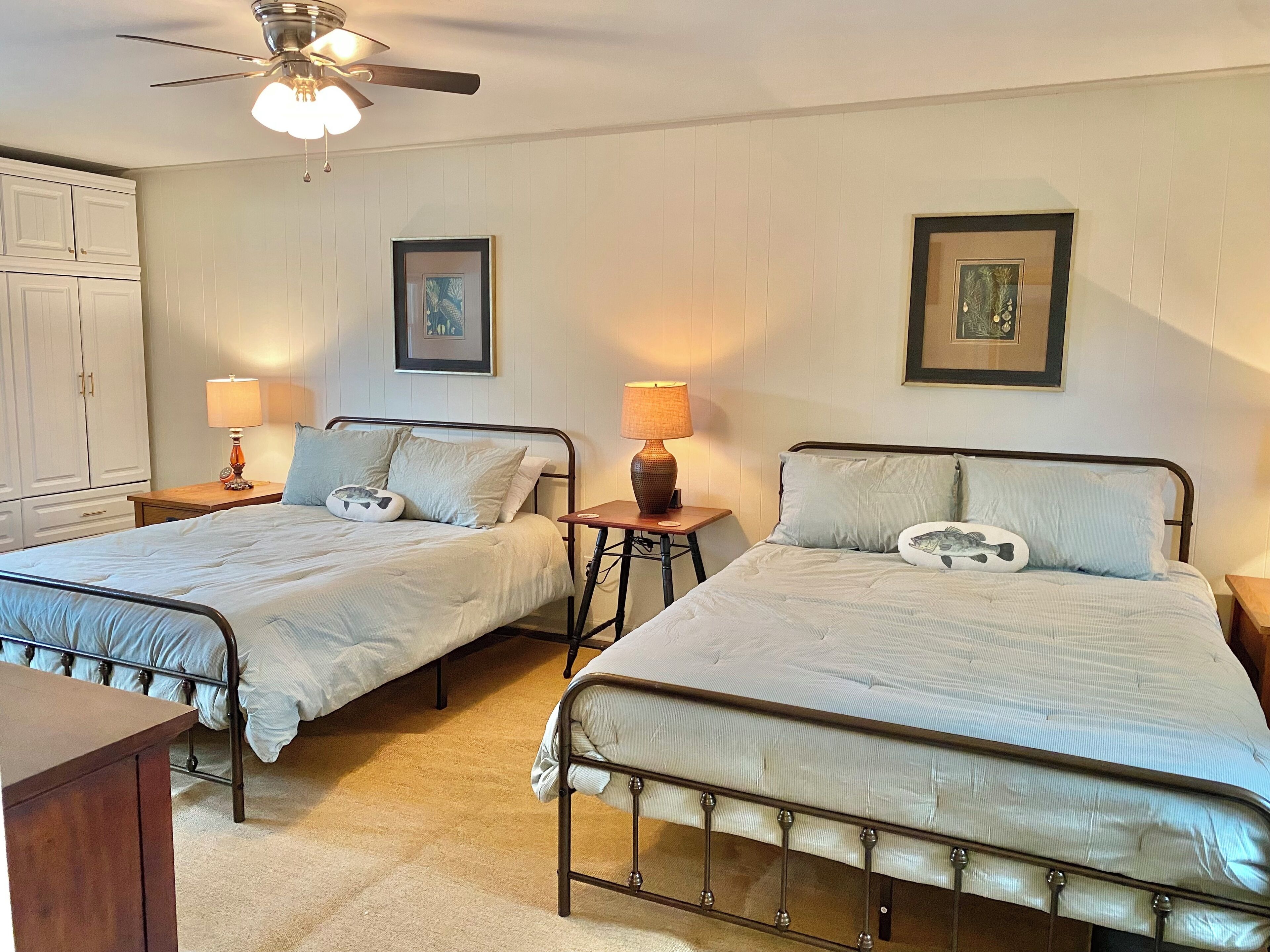 2 bedrooms, WiFi, bed sheets