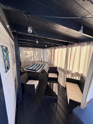 Property grounds - Boat ramp + Kayaks + Game Room Adults Only Getaway Mobile Home (Ruskin)