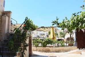 Property grounds - Ascension Cave Suite (Nevşehir)