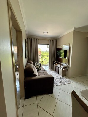 Smart TV - Cozy apartment (1 suite, 1 single bedroom) 3 minutes from downtown Foz do Iguaçu. (Foz do Iguaçu)