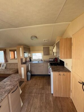 Maison, 3 chambres, balcon | Intérieur