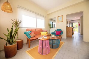 Interior - Casa Kolibrí - 8 Bedrooms + Pool + Outdoor Kitchen + Coworking (Mérida)