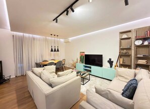 Living area - Perfect 2-bedroom apartment with AC in quaint Golem (Golem)