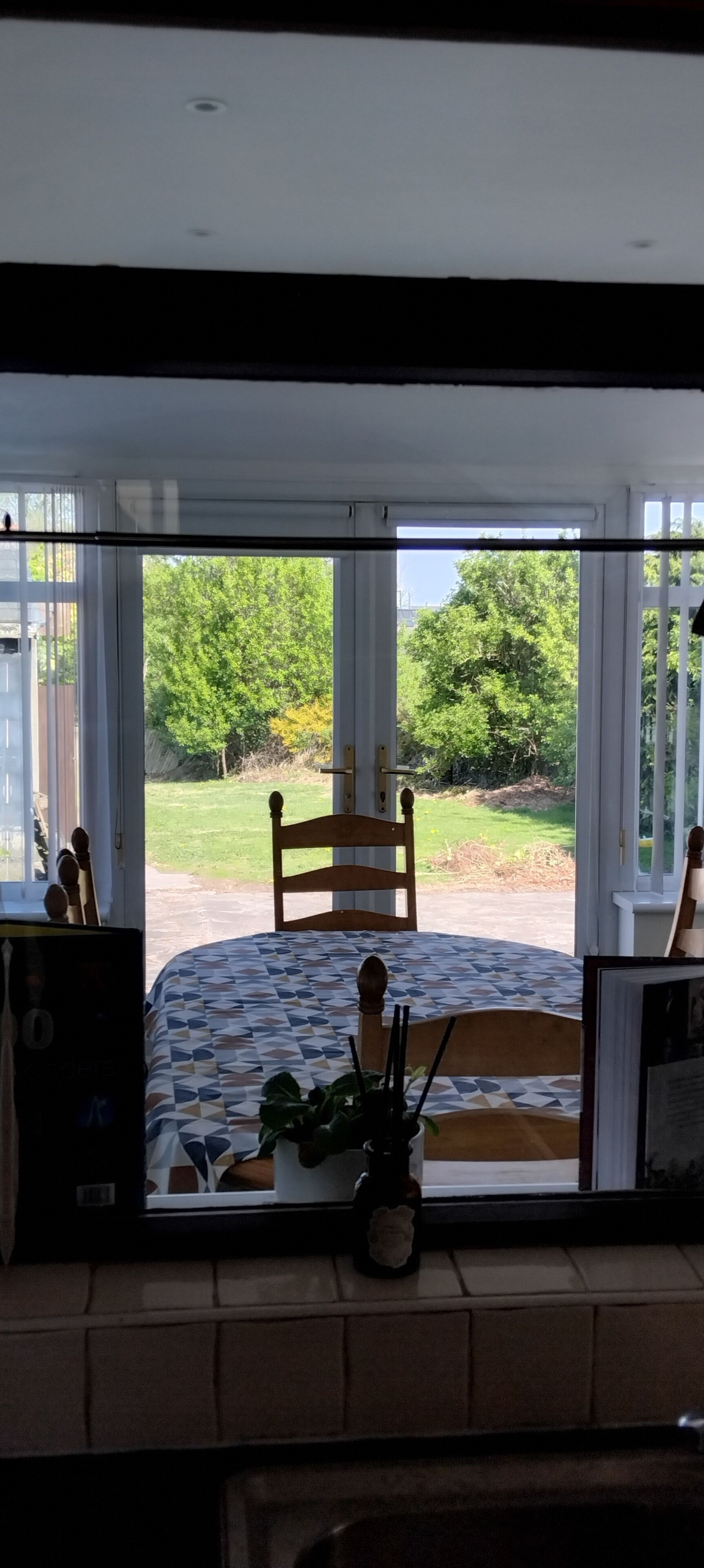 3 Schlafzimmer, Schreibtisch, Bügeleisen/Bügelbrett, WLAN