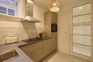 Fridge, oven, stovetop, dishwasher - Cottage 58B (Twisk)