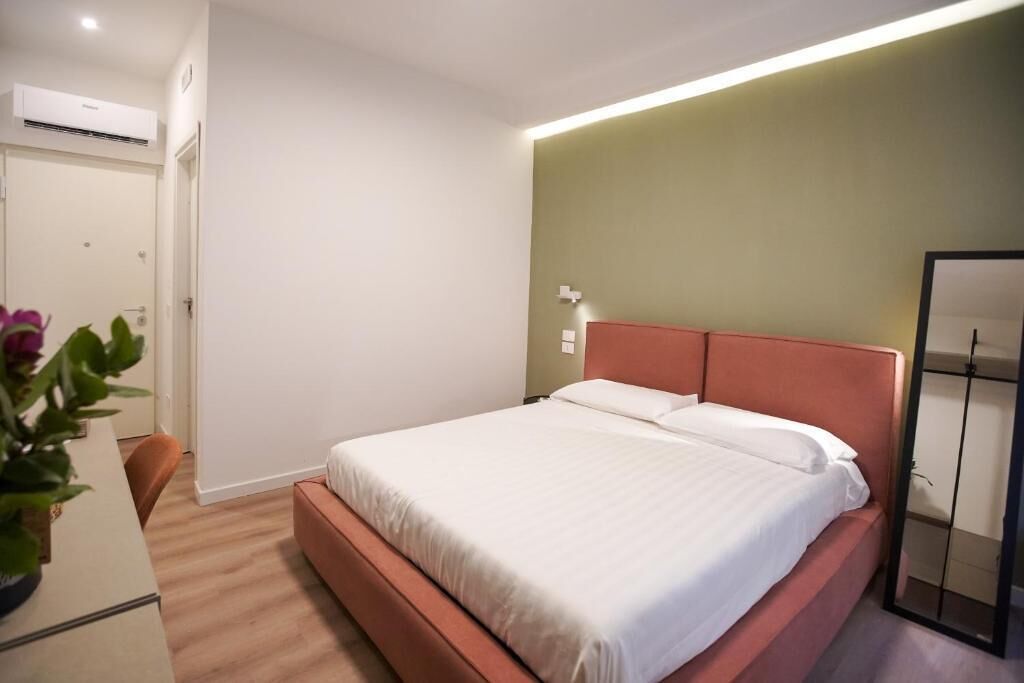 Basic Double Room, Non Smoking, Private Bathroom