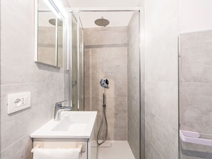Towels - Cà Ninin de Bernà by Interhome (Lingueglietta)