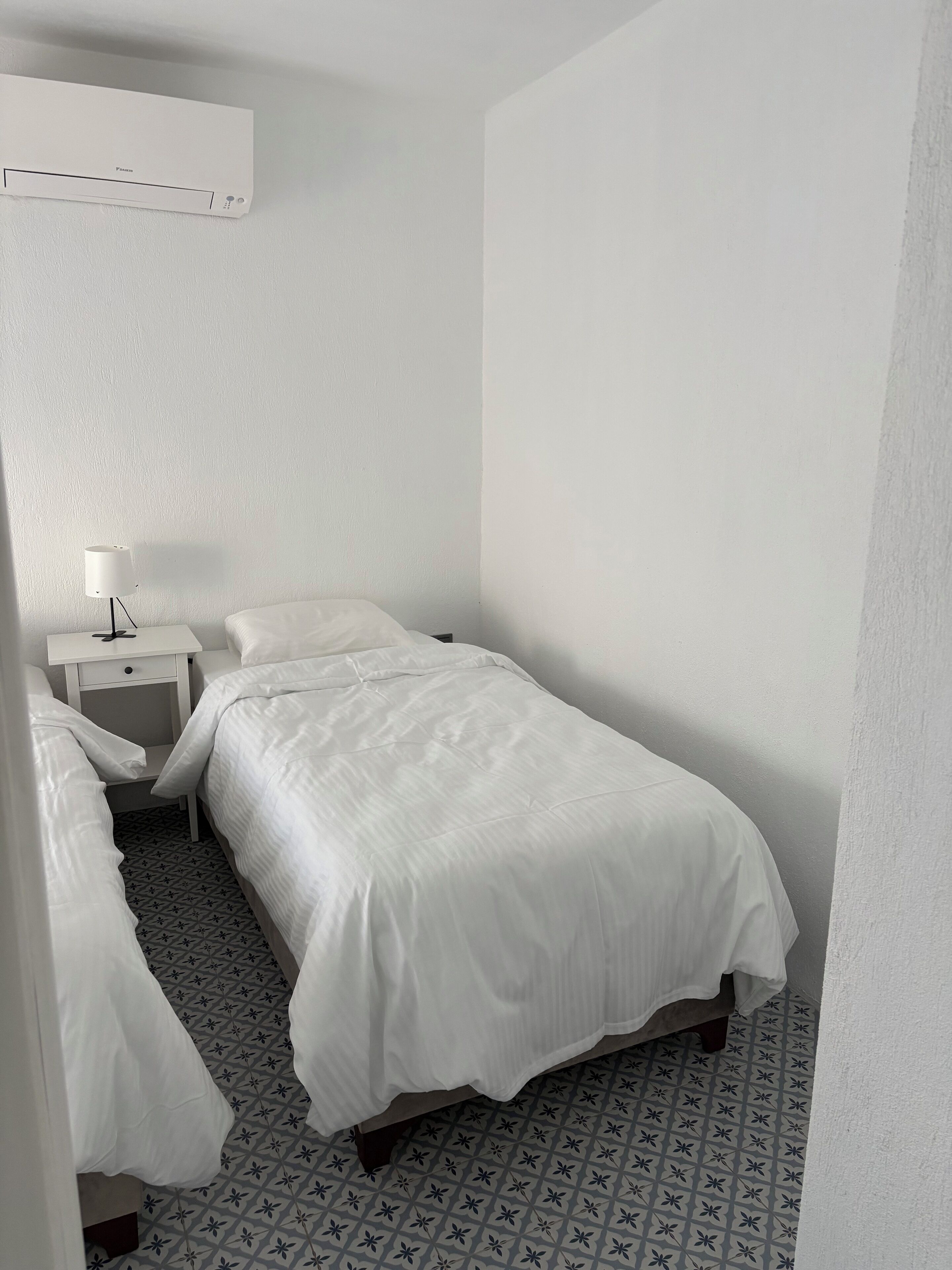 Escritorio y wifi gratis 