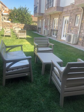 Imagen sin descripción, 2 de 34, botón