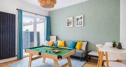 Spacious Home with 4 En-Suites