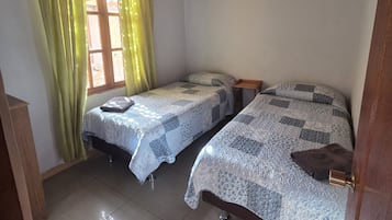 Cabin, Courtyard View | Desk, laptop workspace, free WiFi