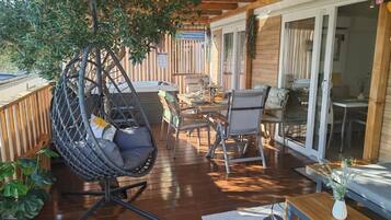 Bañera de hidromasaje exterior