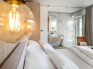 วิลล่า (FourBedroom Villa with Pool)