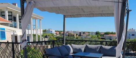 สตูดิโอ (Studio apartment (2)) | ลานระเบียง/นอกชาน