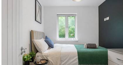 Relaxing Home, Great for Contractors, Free Parking