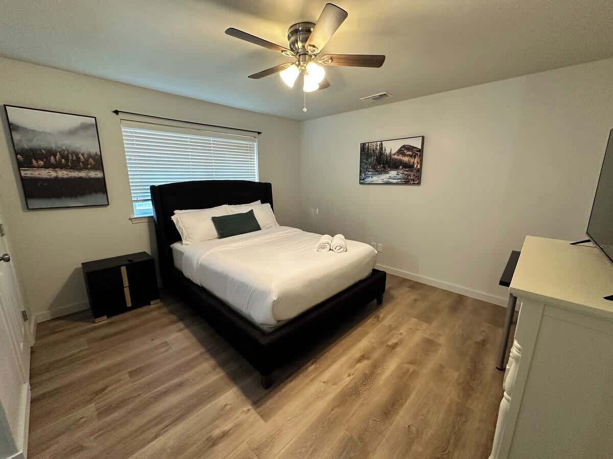 3 bedrooms, WiFi, bed sheets