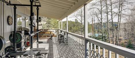 تناول الطعام بالخارج