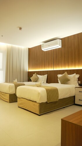 Roses S Hotel