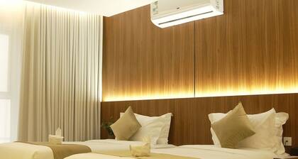 Roses S Hotel