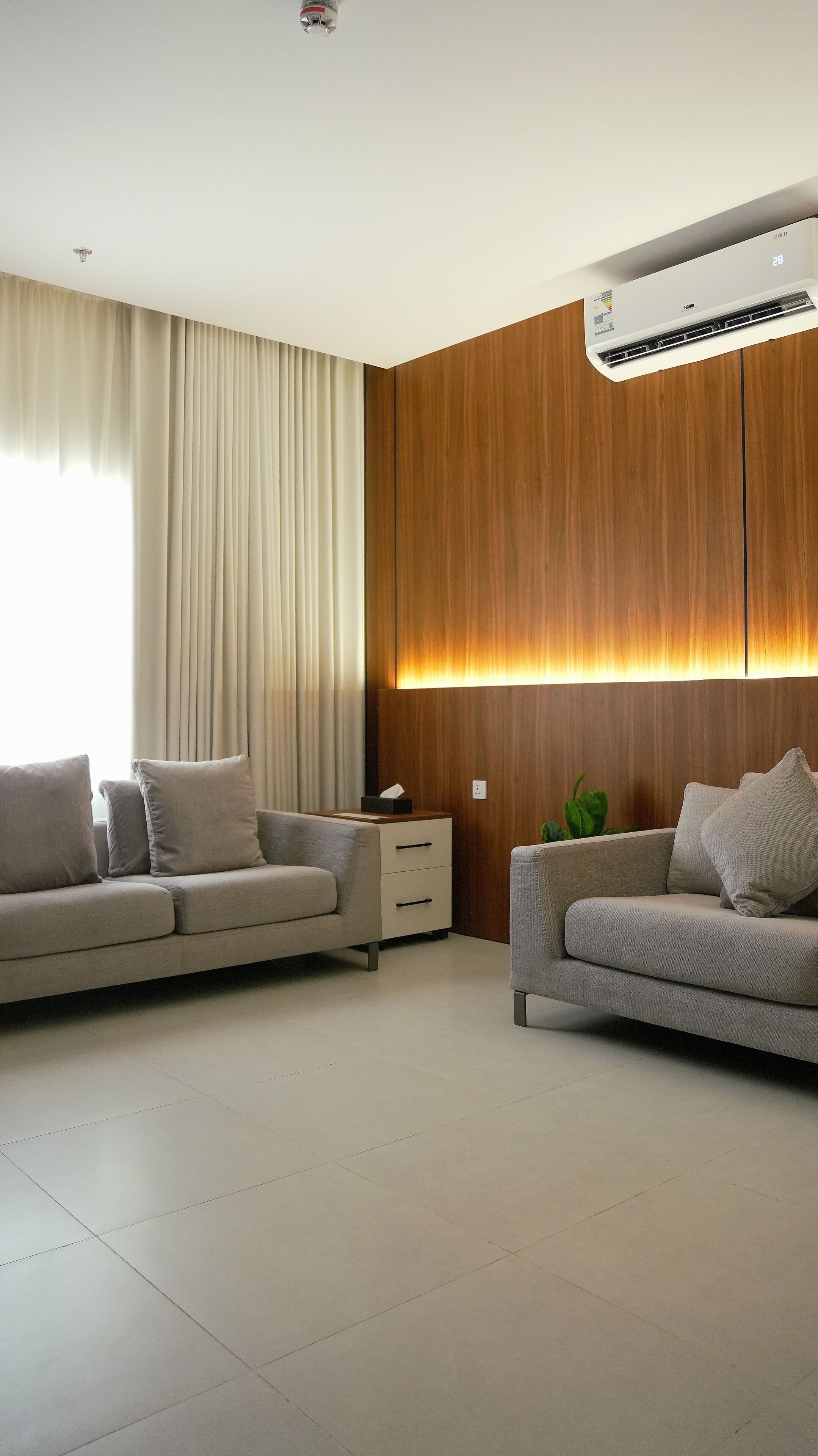 Comfort Suite, City View