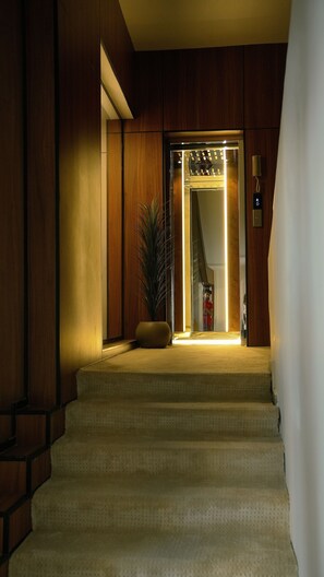 Unclassified image, 5 of 52, button - Roses S Hotel (Riyadh)