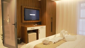 Estudio Grand, vistas a la ciudad | Sistema de insonorización, wifi gratis, ropa de cama