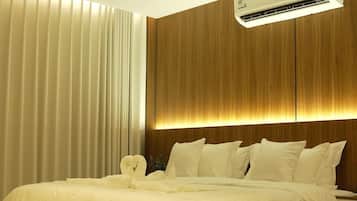 Grand Studio, City View