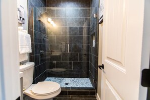 Hair dryer, soap - Stylish Urban Retreat – University Heights (San Diego)