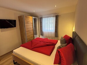 2 bedrooms, free WiFi, bed sheets - Apartment with 2 bedrooms with terrace incl. mountain view (Nauders)