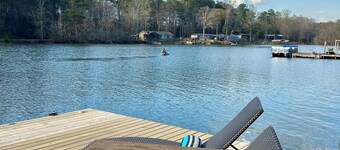 Driftwood Lodge on Lake Harding - On Quiet Cove with Kayaks and more