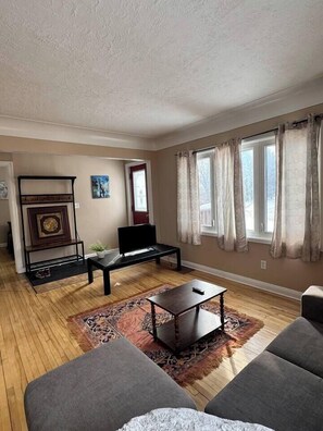 Immagine non classificata, 2 di 10, pulsante