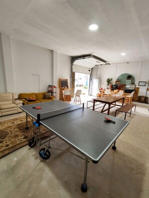 Games room - Complete studio on a farm with animals. Just 20 minutes from Lisbon! (Montijo)