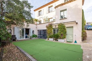 Exterior - Appart 50m² Rez de Jardin Villa Soleil d'été Ste Maxime Golfe de Saint Tropez (Sainte-Maxime)