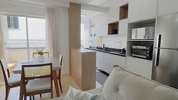 Comfort Apartment | Dining