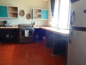Private kitchen - Hostal Harvest House (León)
