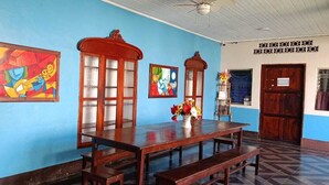 Ảnh chưa phân loại, 5 trong số 64 ảnh, nút