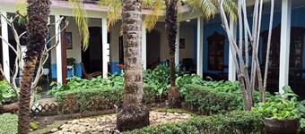 Hostal Harvest House